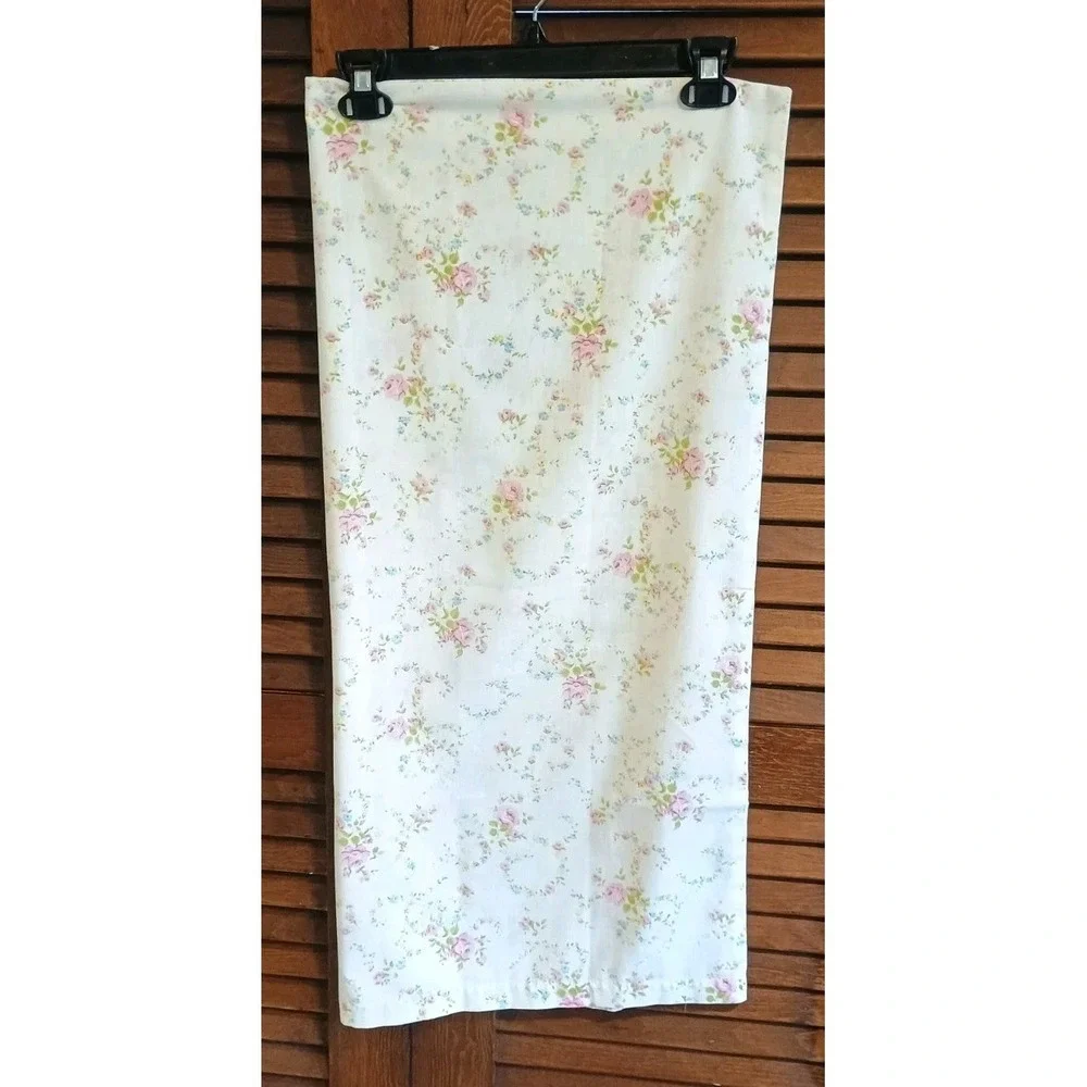 VTG Cannon Monticello Bed Sheet Full Flat Sheet Blue Roses Floral 81 X 104 IN